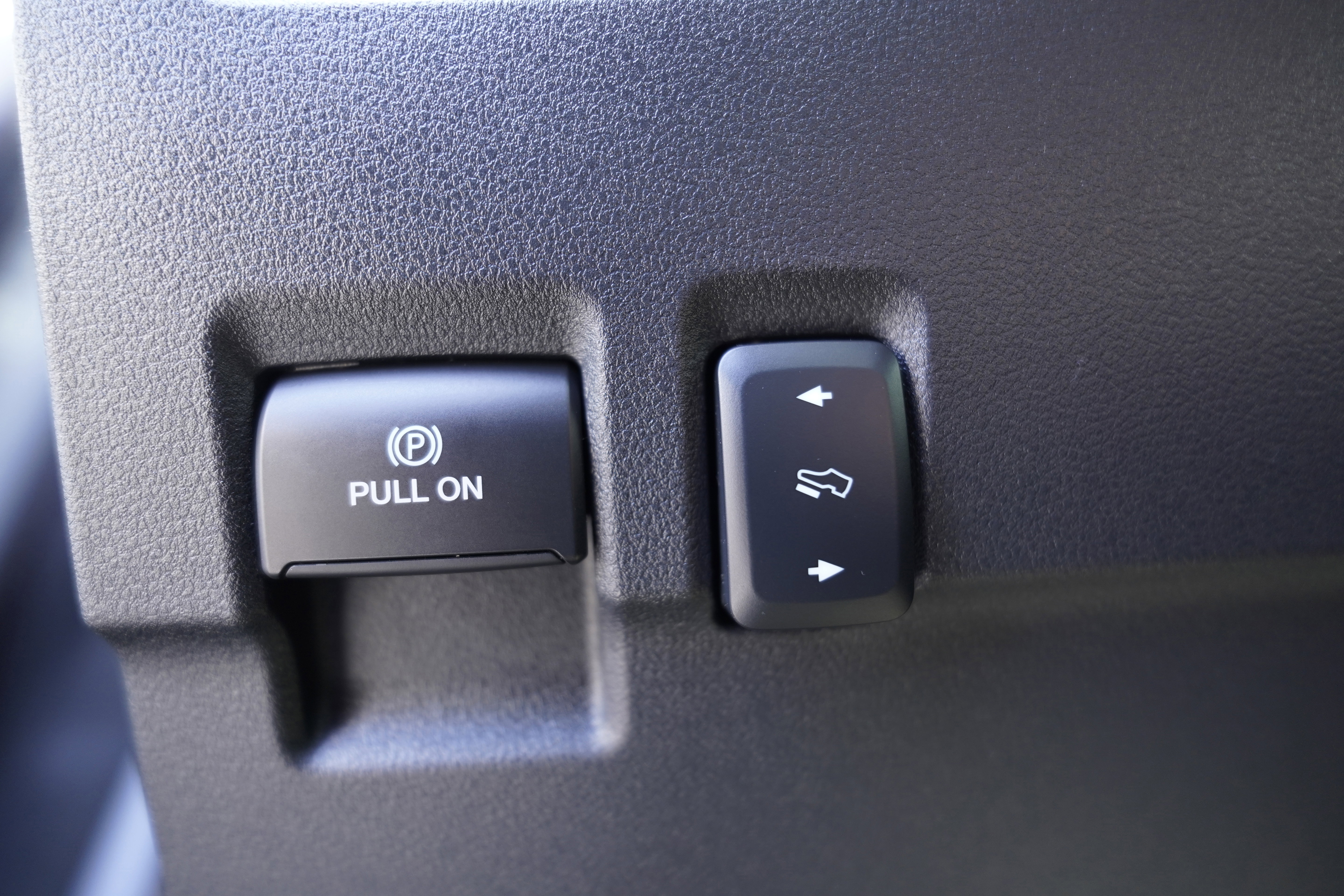 Used 2024 Ford F250 Platinum image 23