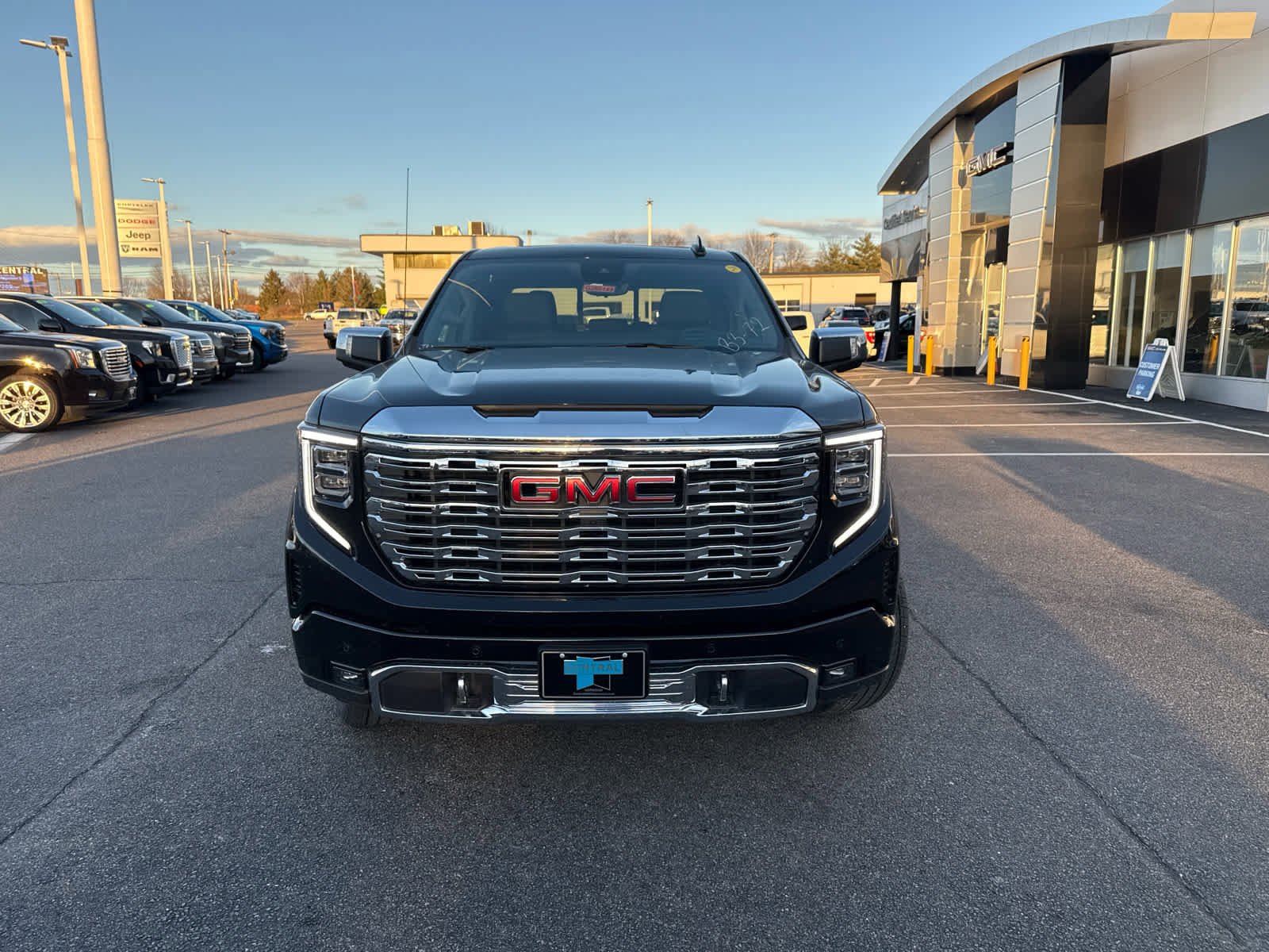 New 2026 GMC Sierra 1500 Denali w/ Denali Reserve Package image 2