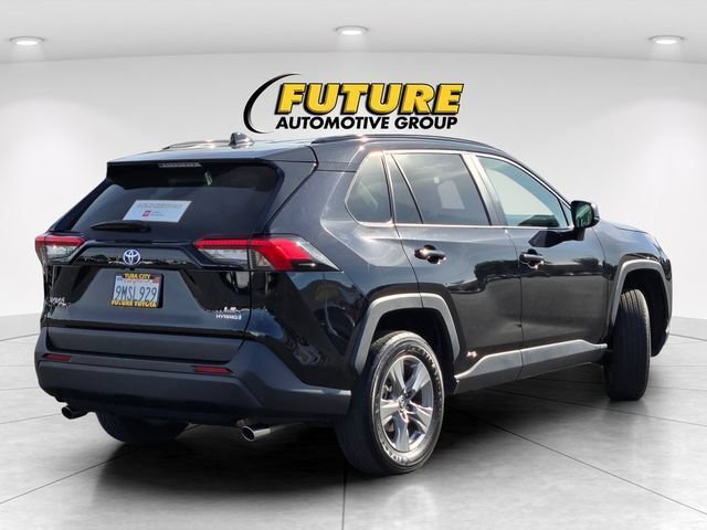 Certified 2024 Toyota RAV4 LE AWD/4WD image 5