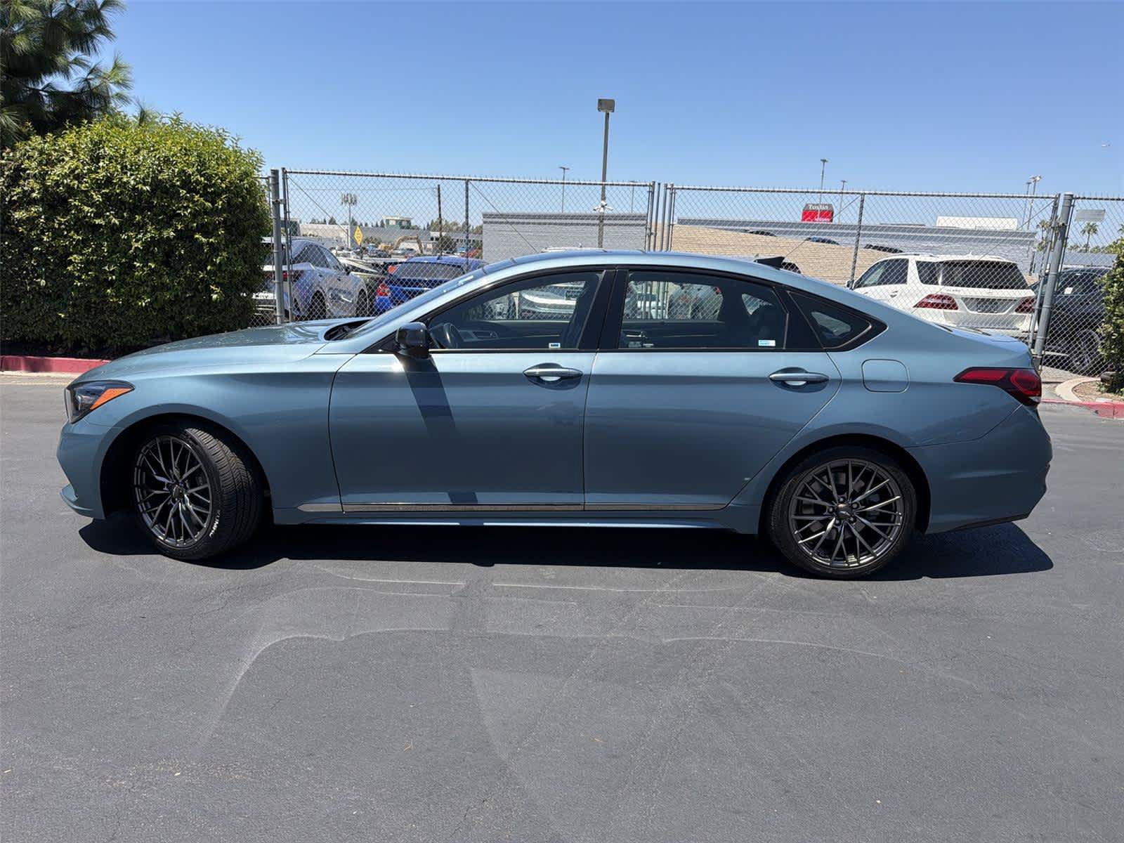 Used 2018 Genesis G80 3.3T Sport RWD image 3