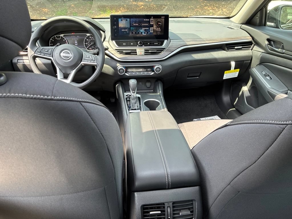 New 2026 Nissan Altima 2.5 SV w/ SV Special Edition Package AWD/4WD image 25