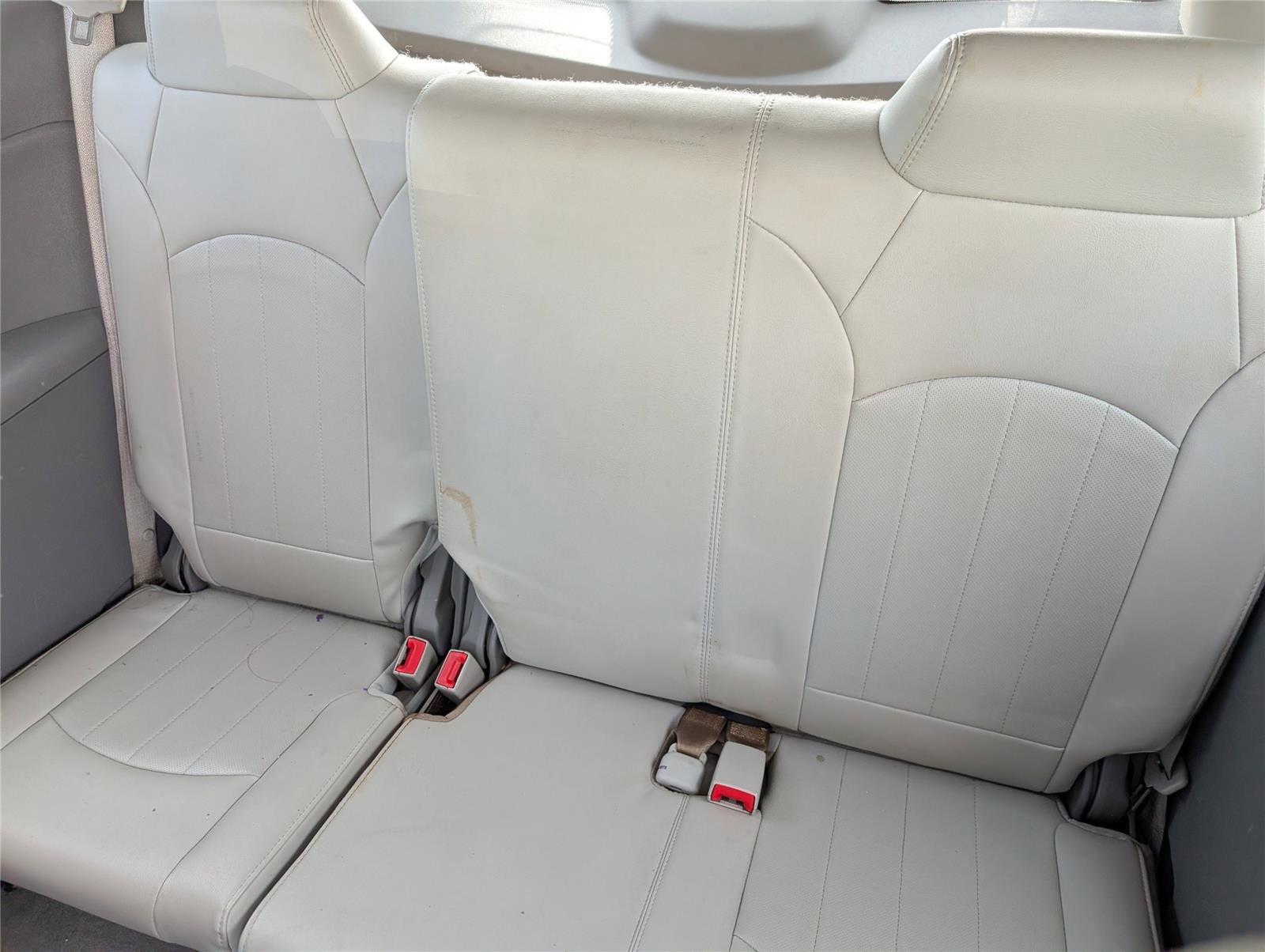 Used 2017 Chevrolet Traverse Premier image 32