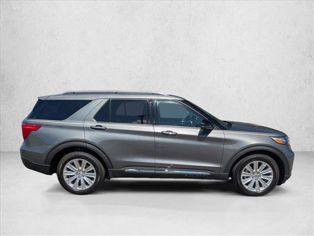Used 2023 Ford Explorer Limited w/ Limited Technology Package RWD image 4