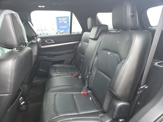 Used 2018 Ford Explorer XLT w/ Equipment Group 202A image 17