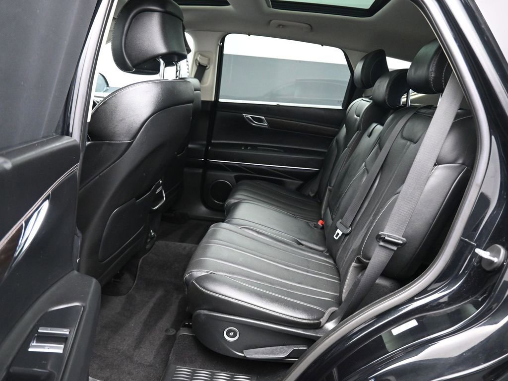 Used 2021 Genesis GV80 3.5T AWD/4WD image 39