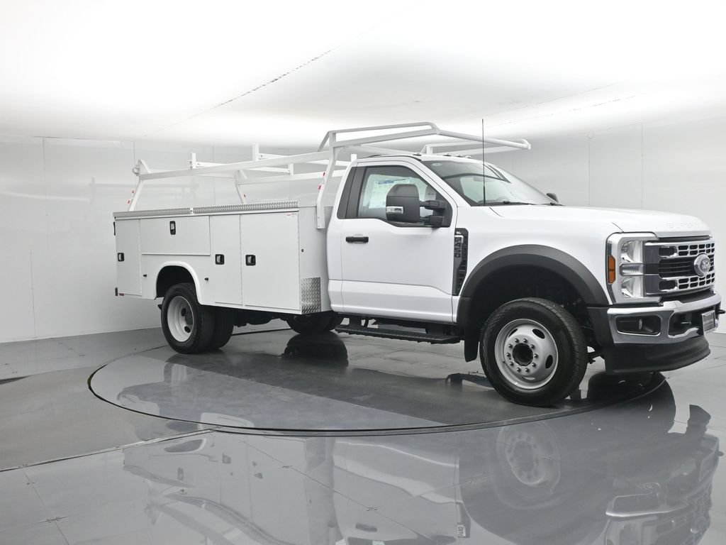 New 2025 Ford F450 XL w/ XL Chrome Package RWD image 30