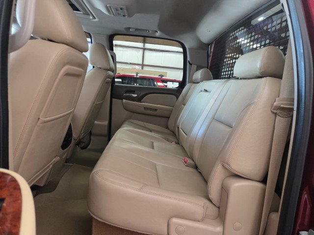 Used 2013 Chevrolet Silverado 2500 LTZ w/ LTZ Plus Package image 10