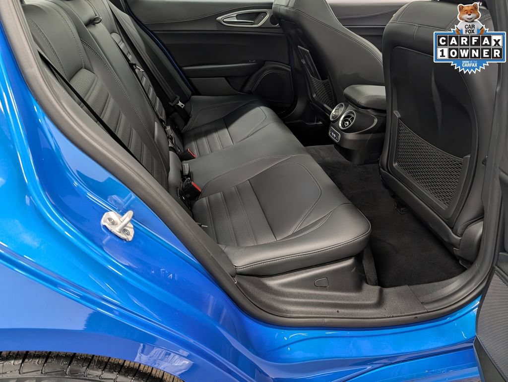 Used 2026 Alfa Romeo Giulia AWD image 27