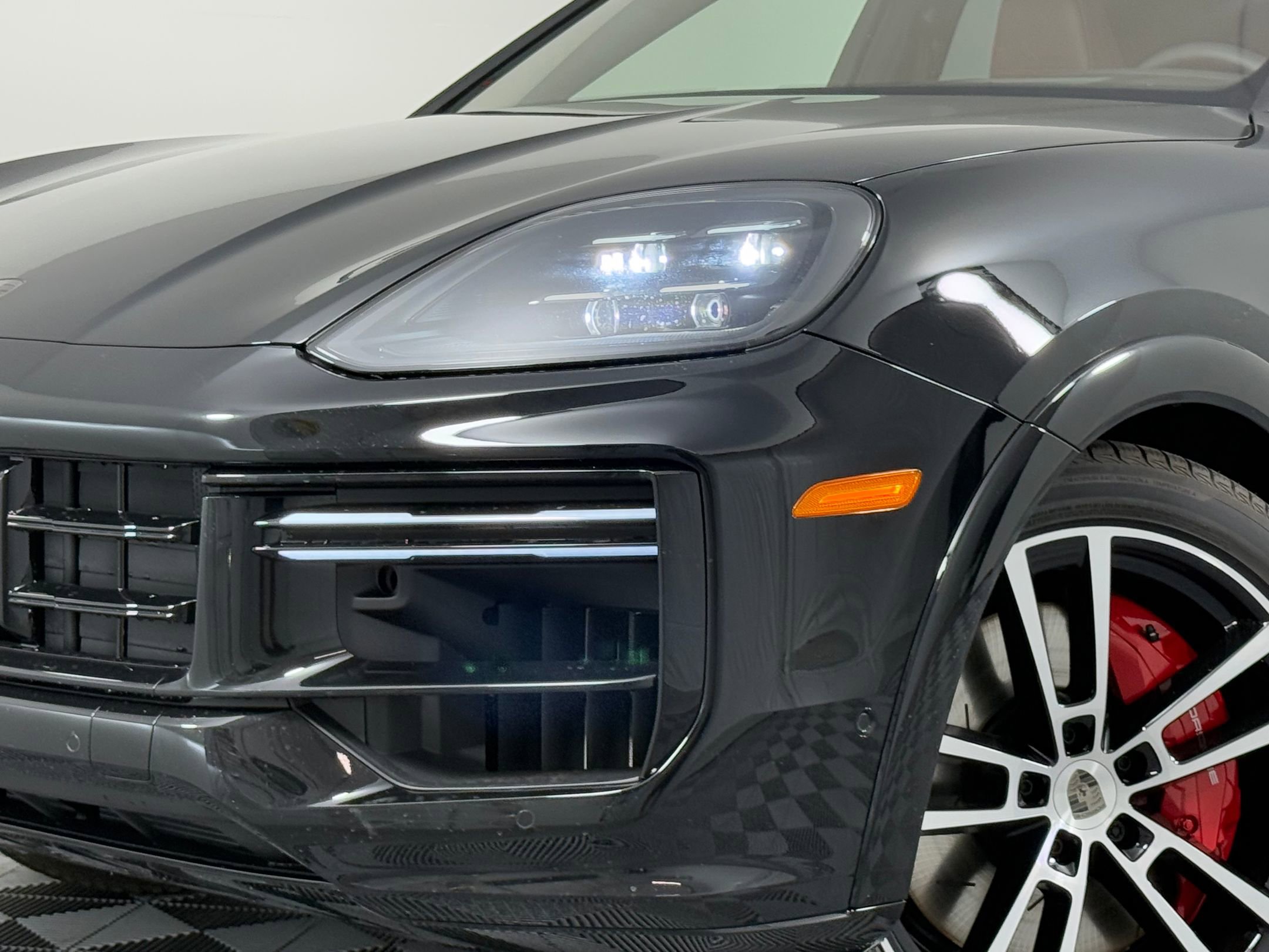 New 2026 Porsche Cayenne Turbo image 11