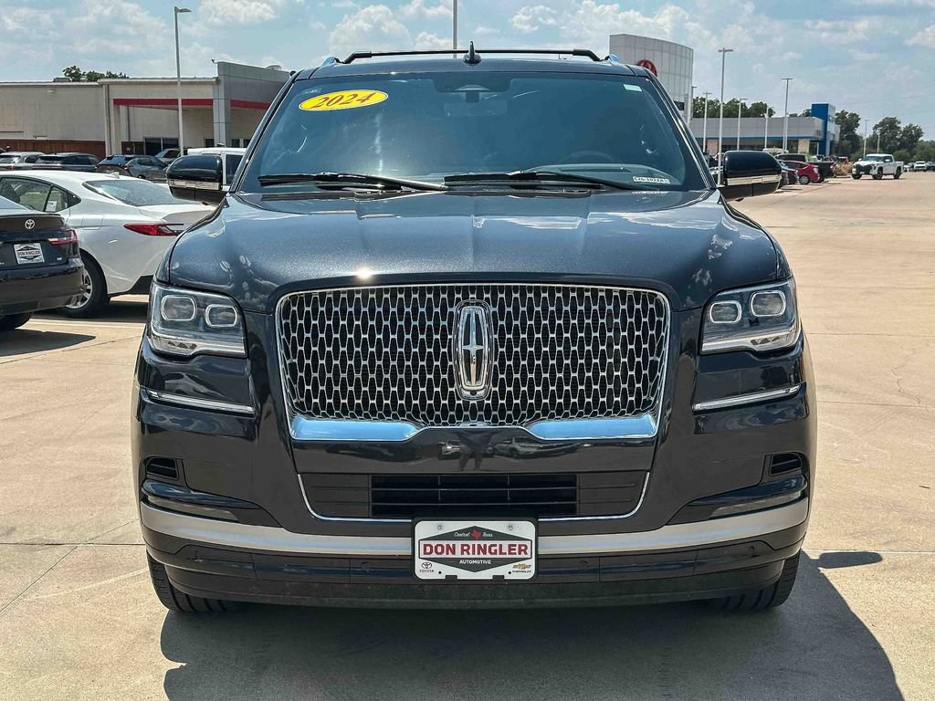 Used 2024 Lincoln Navigator L Reserve AWD/4WD image 8
