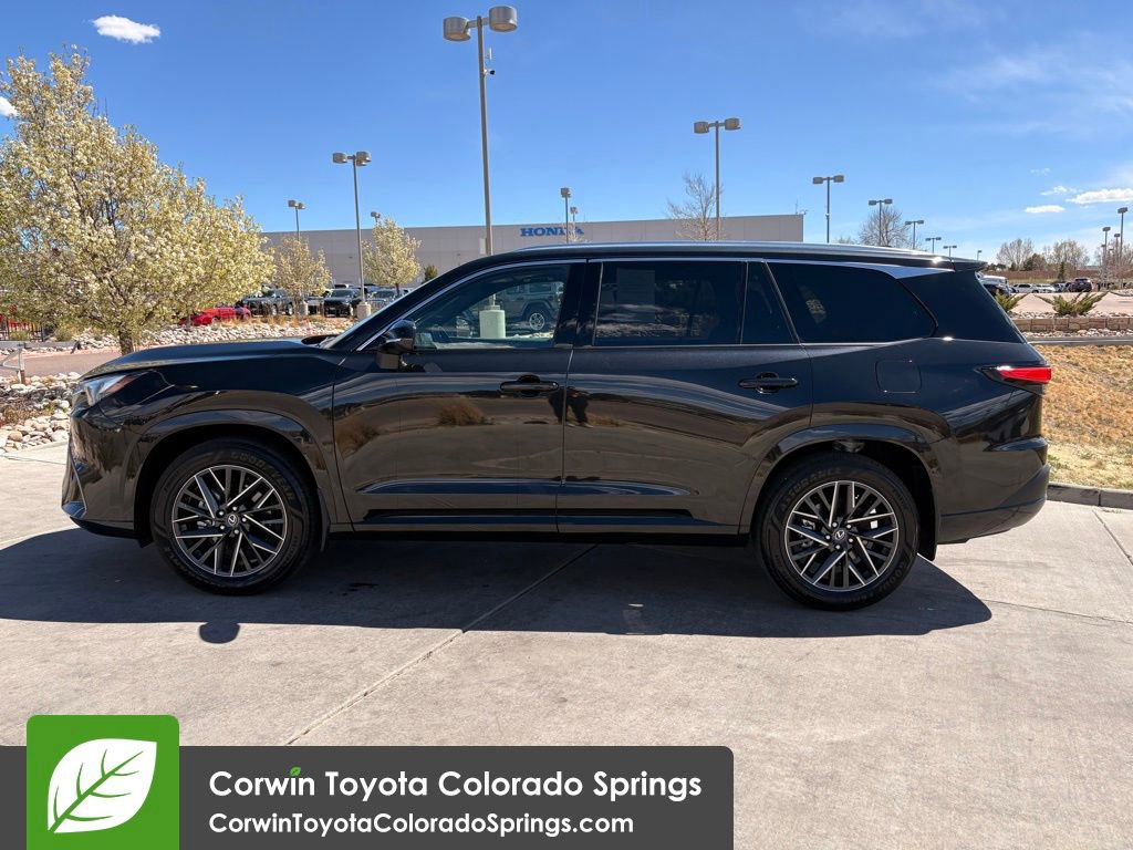 Used 2025 Lexus TX 350 AWD image 4