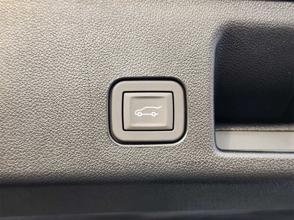 New 2026 Chevrolet Equinox EV RS image 28