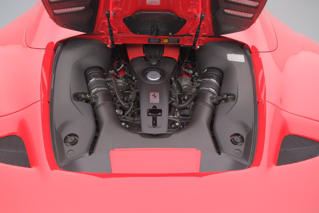 Used 2022 Ferrari F8 Tributo RWD image 24