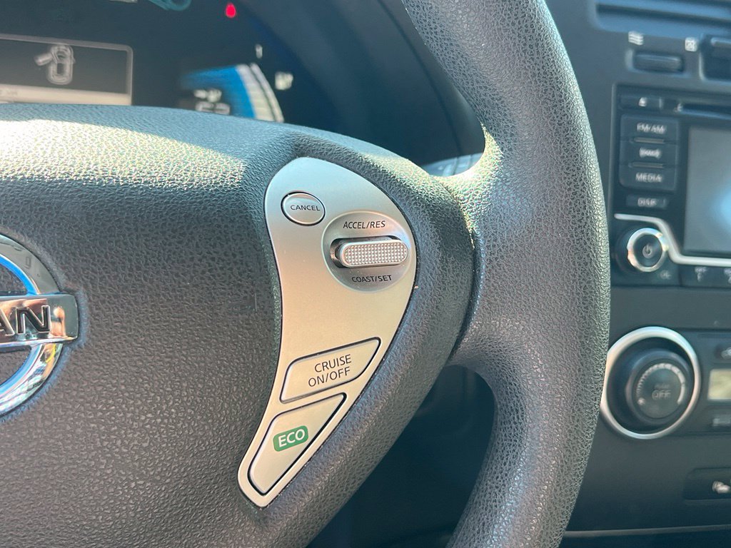 Used 2017 Nissan Leaf S w/ Charge Package FWD image 22
