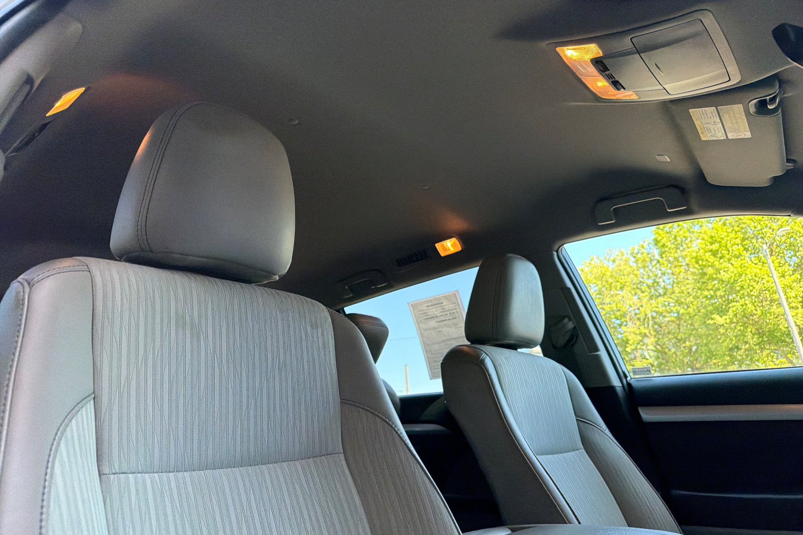 Used 2019 Toyota Highlander Plus AWD/4WD image 19