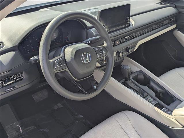 Used 2023 Honda Accord EX image 10