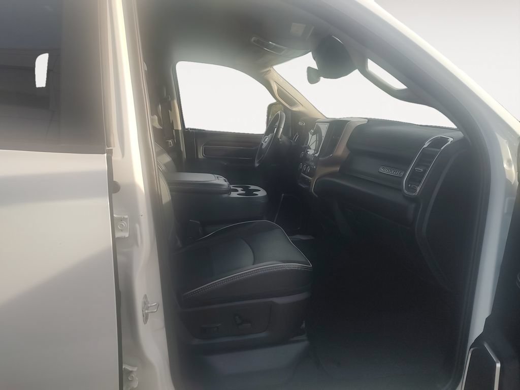 Used 2024 RAM 2500 Laramie w/ Safety Group AWD/4WD image 15