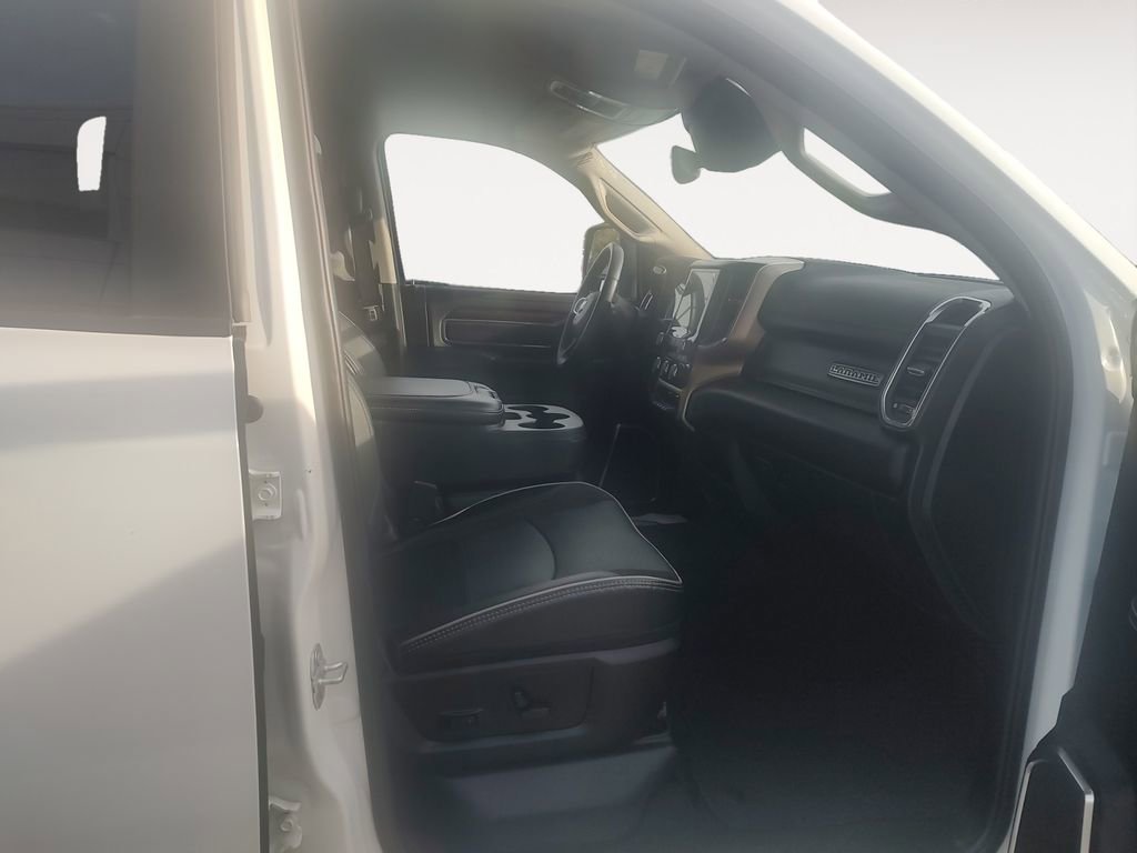 Used 2024 RAM 2500 Laramie w/ Safety Group AWD/4WD image 15