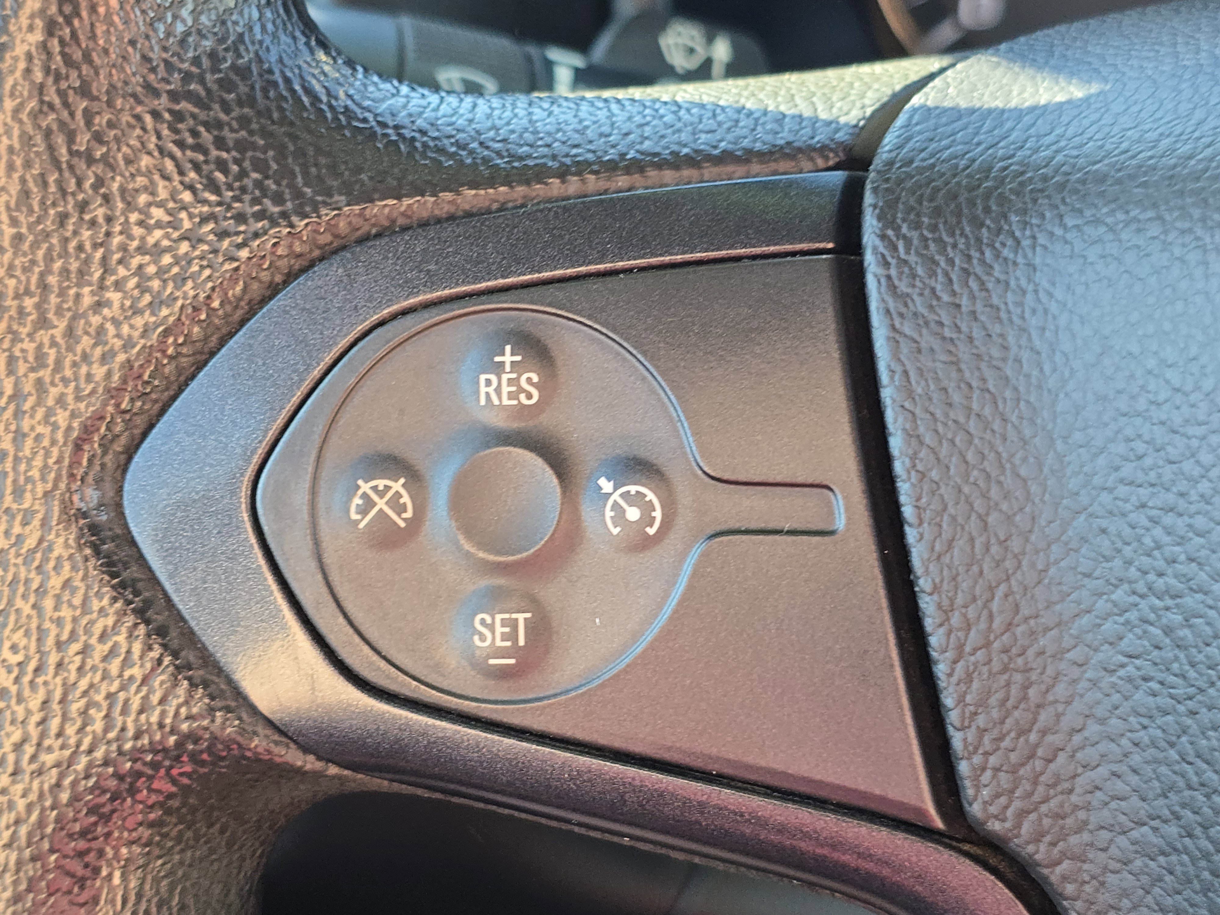 Used 2018 GMC Sierra 2500 4x4 Crew Cab w/ Sierra Convenience Package image 9