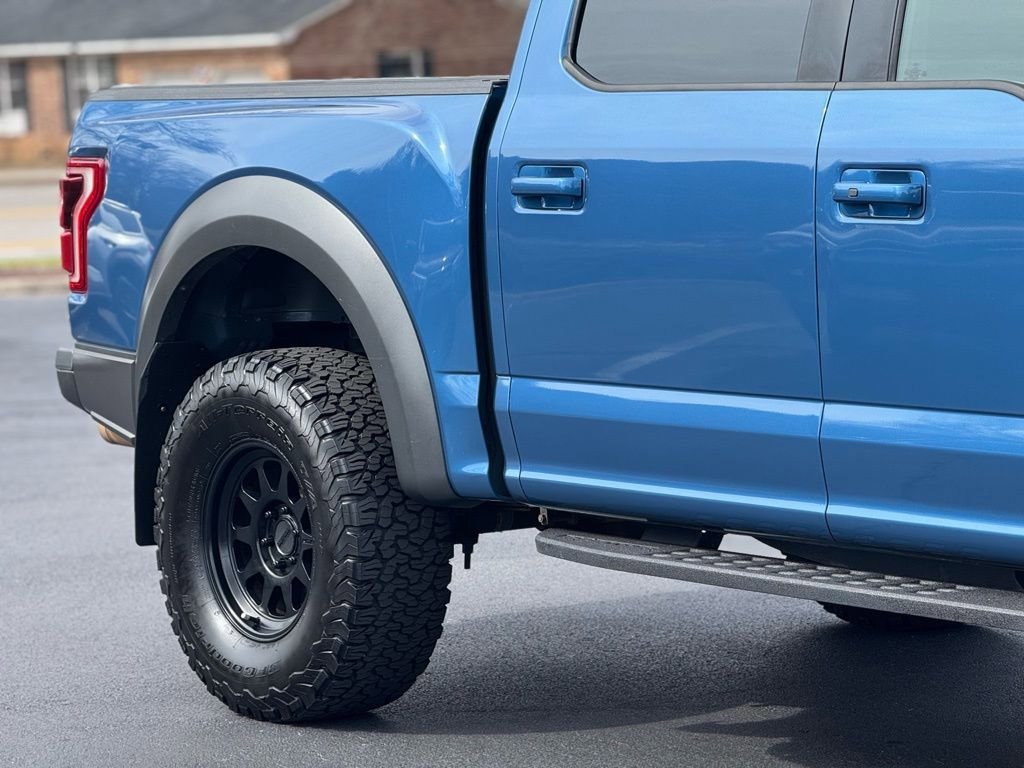Used 2020 Ford F150 Raptor w/ Equipment Group 802A Luxury image 9