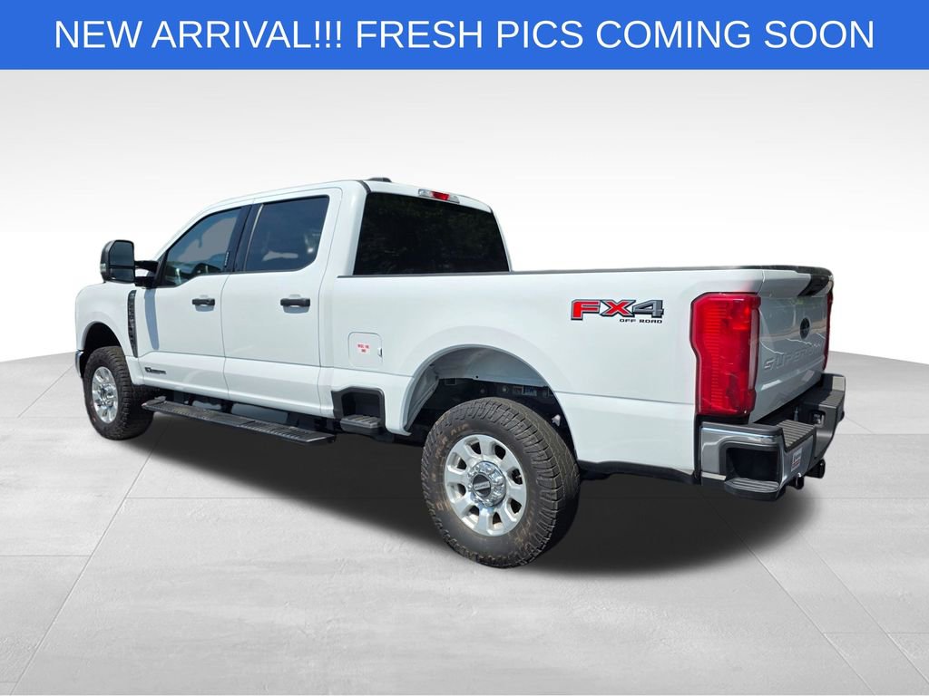 Used 2024 Ford F250 XLT w/ FX4 Off-Road Package image 5