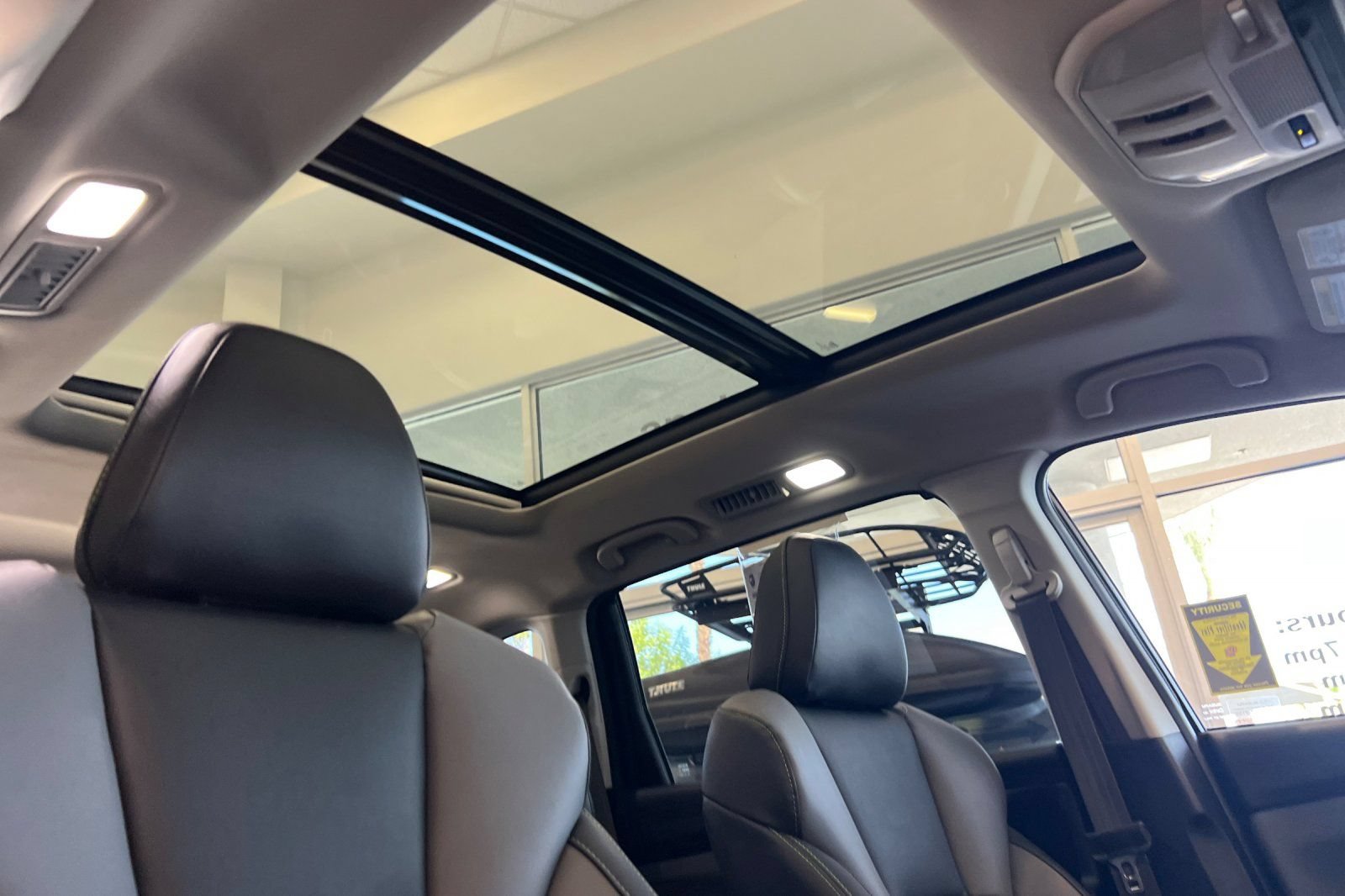 Certified 2024 Subaru Ascent Onyx Edition AWD/4WD image 17