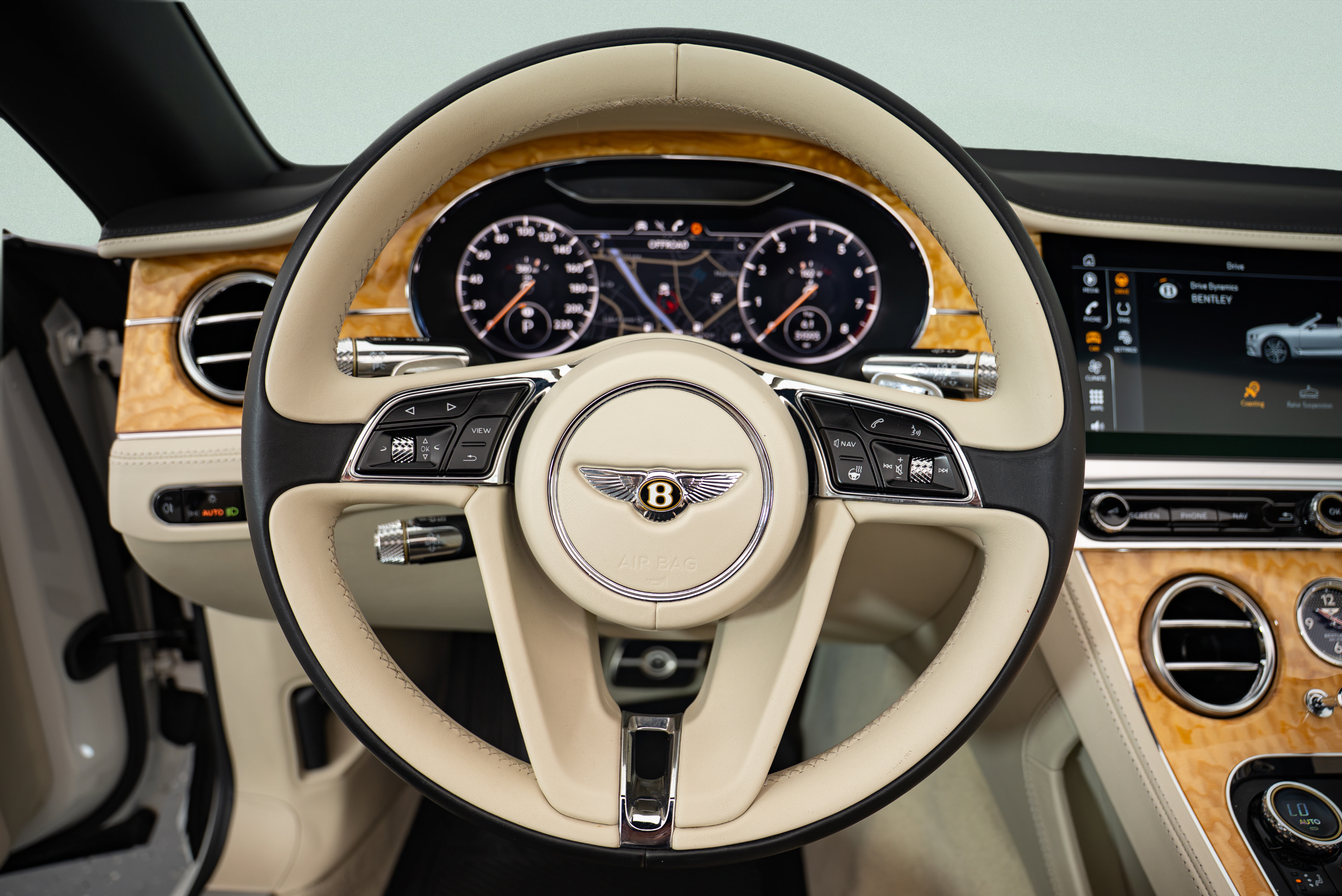 Used 2020 Bentley Continental GT V8 AWD/4WD image 15