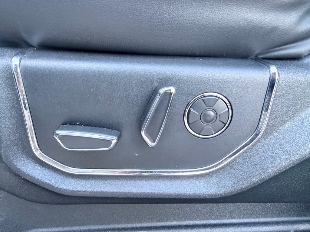 Used 2021 Ford Expedition Platinum image 25