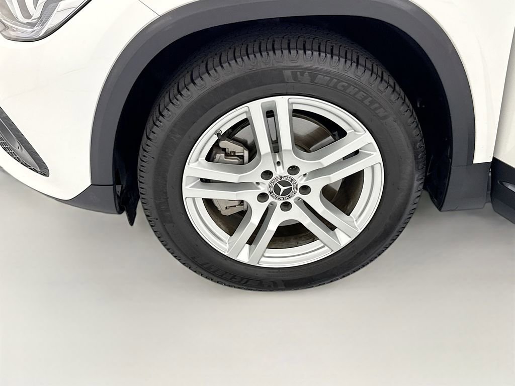 Used 2021 Mercedes-Benz GLA 250 4MATIC image 28