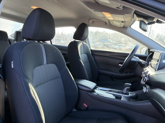 Used 2024 Nissan Sentra SV w/ Trunk Package image 15