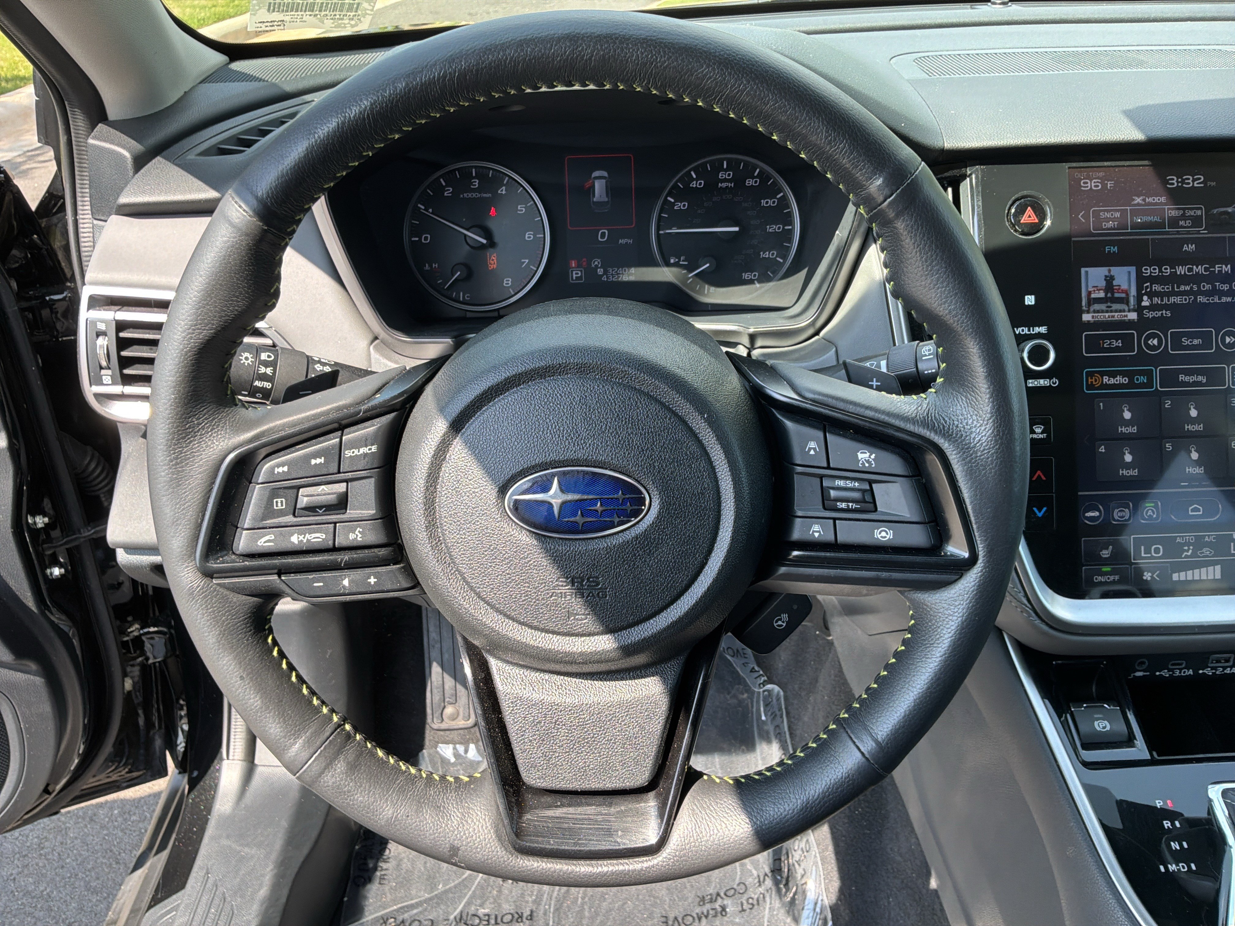 Used 2025 Subaru Outback Onyx Edition AWD/4WD image 18