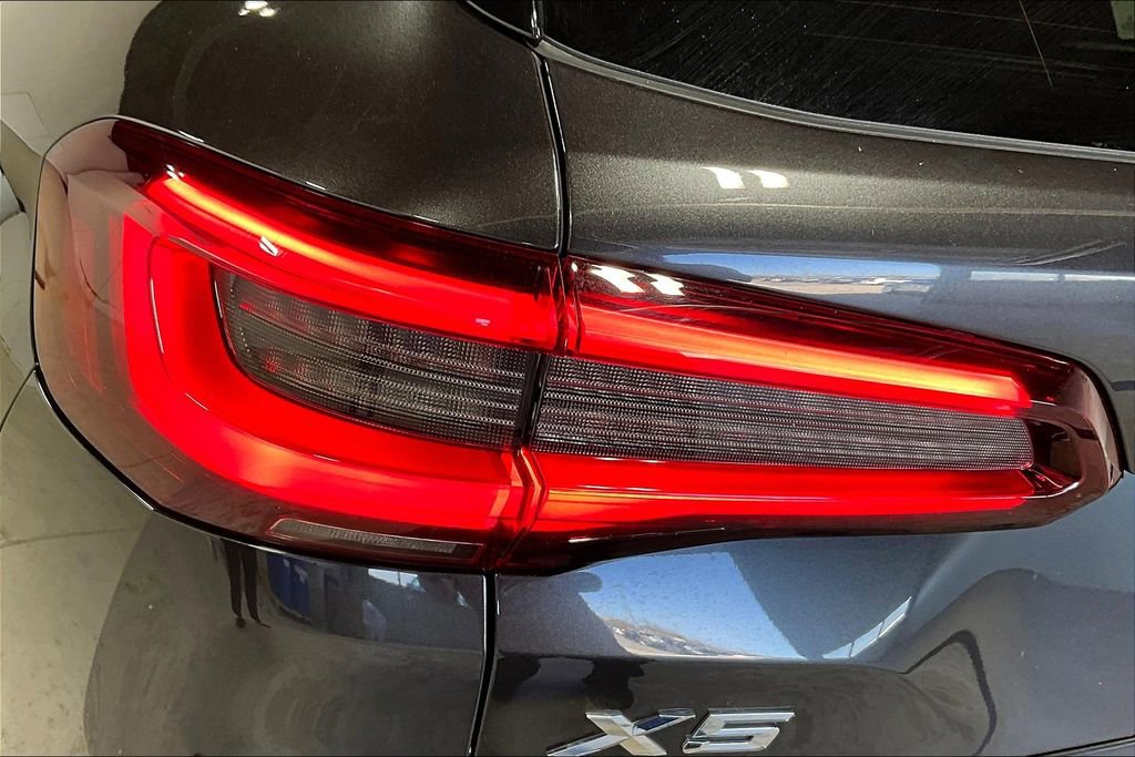 Used 2023 BMW X5 sDrive40i w/ Premium Package image 38