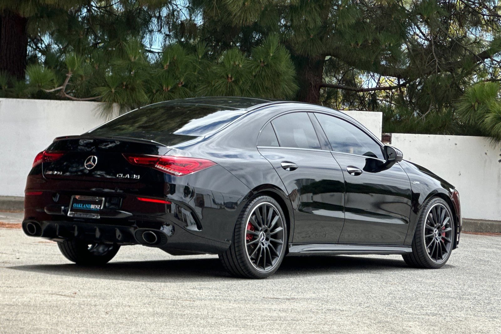 Certified 2023 Mercedes-Benz CLA 35 AMG 4MATIC image 5