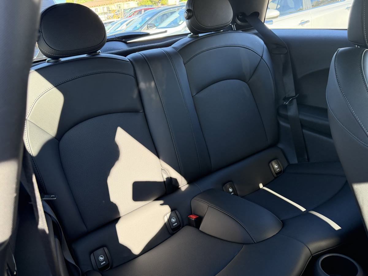 Used 2022 MINI Cooper S image 20