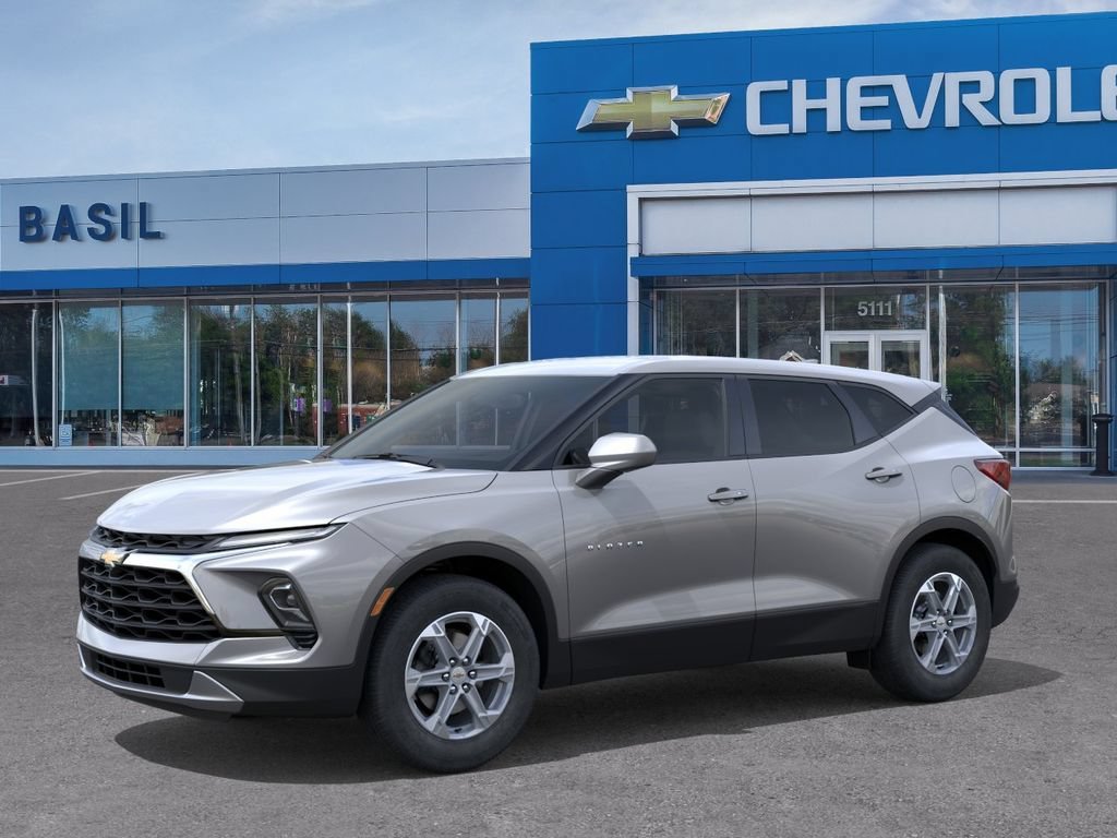 New 2026 Chevrolet Blazer LT w/ LPO, Floor Liner Package FWD image 2