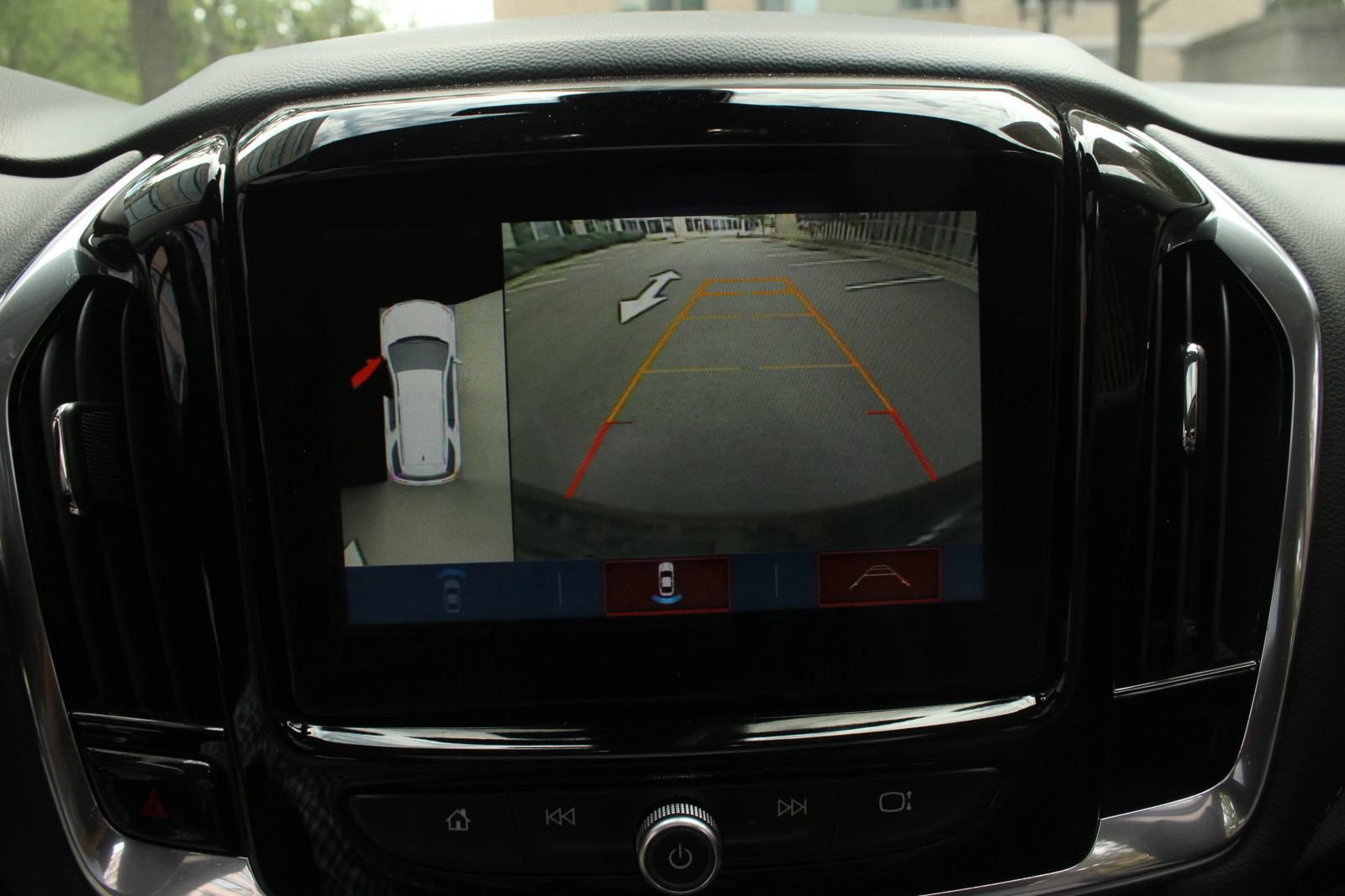 Used 2019 Chevrolet Traverse RS AWD/4WD image 33