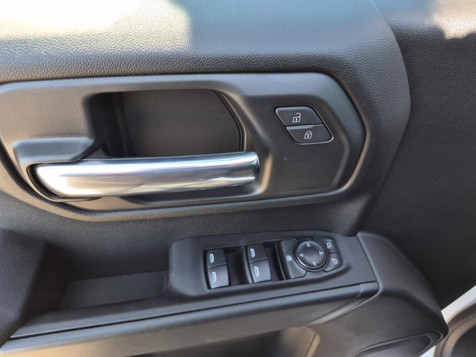 New 2026 GMC Sierra 1500 Pro w/ Pro Value Package image 9