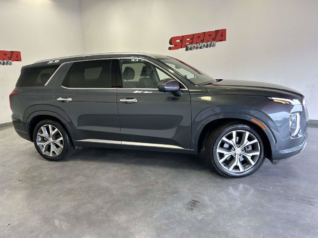 Used 2021 Hyundai Palisade Limited FWD image 2
