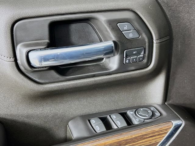 Used 2022 Chevrolet Silverado 1500 High Country image 9