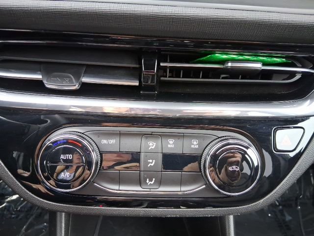 Used 2025 Buick Envista Sport Touring image 25