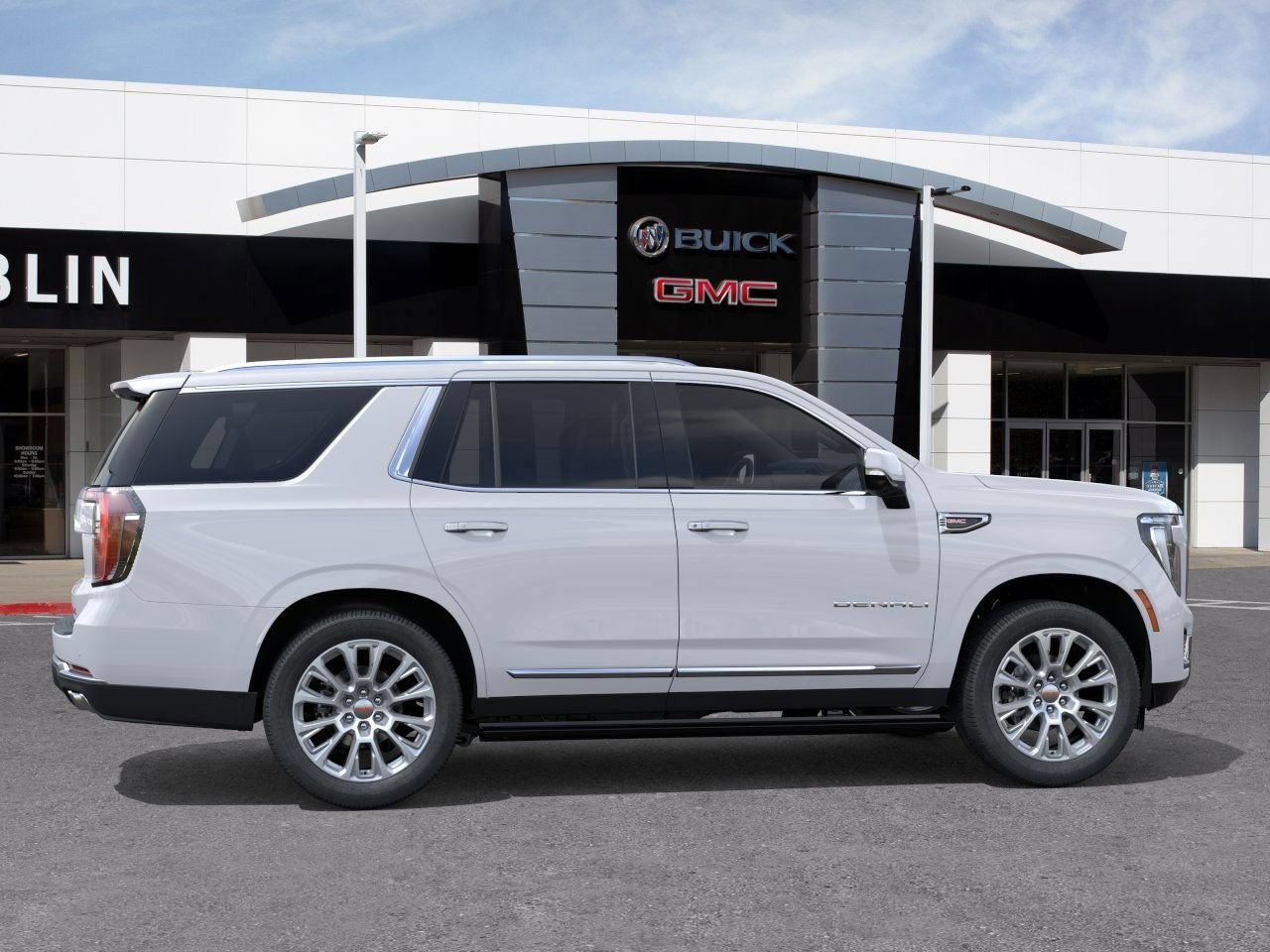 New 2026 GMC Yukon Denali w/ Denali Reserve Package AWD/4WD image 3