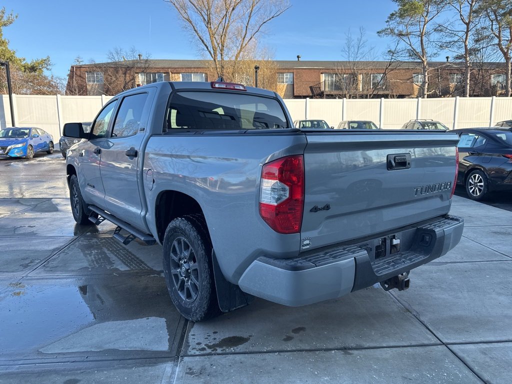 Used 2021 Toyota Tundra SR5 w/ Trail Edition image 4