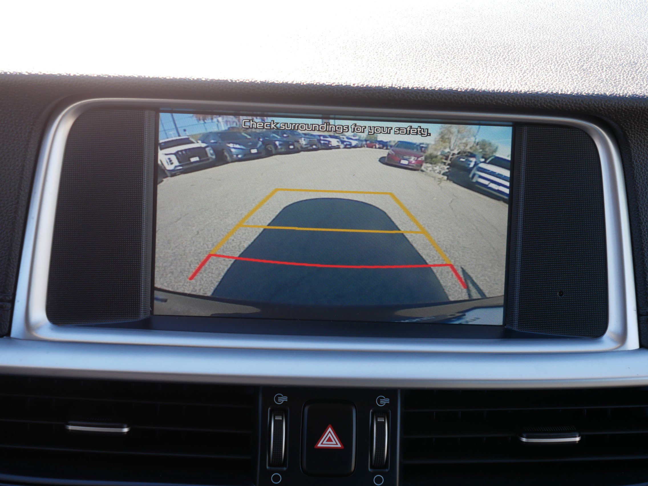 Used 2020 Kia Optima LX image 27