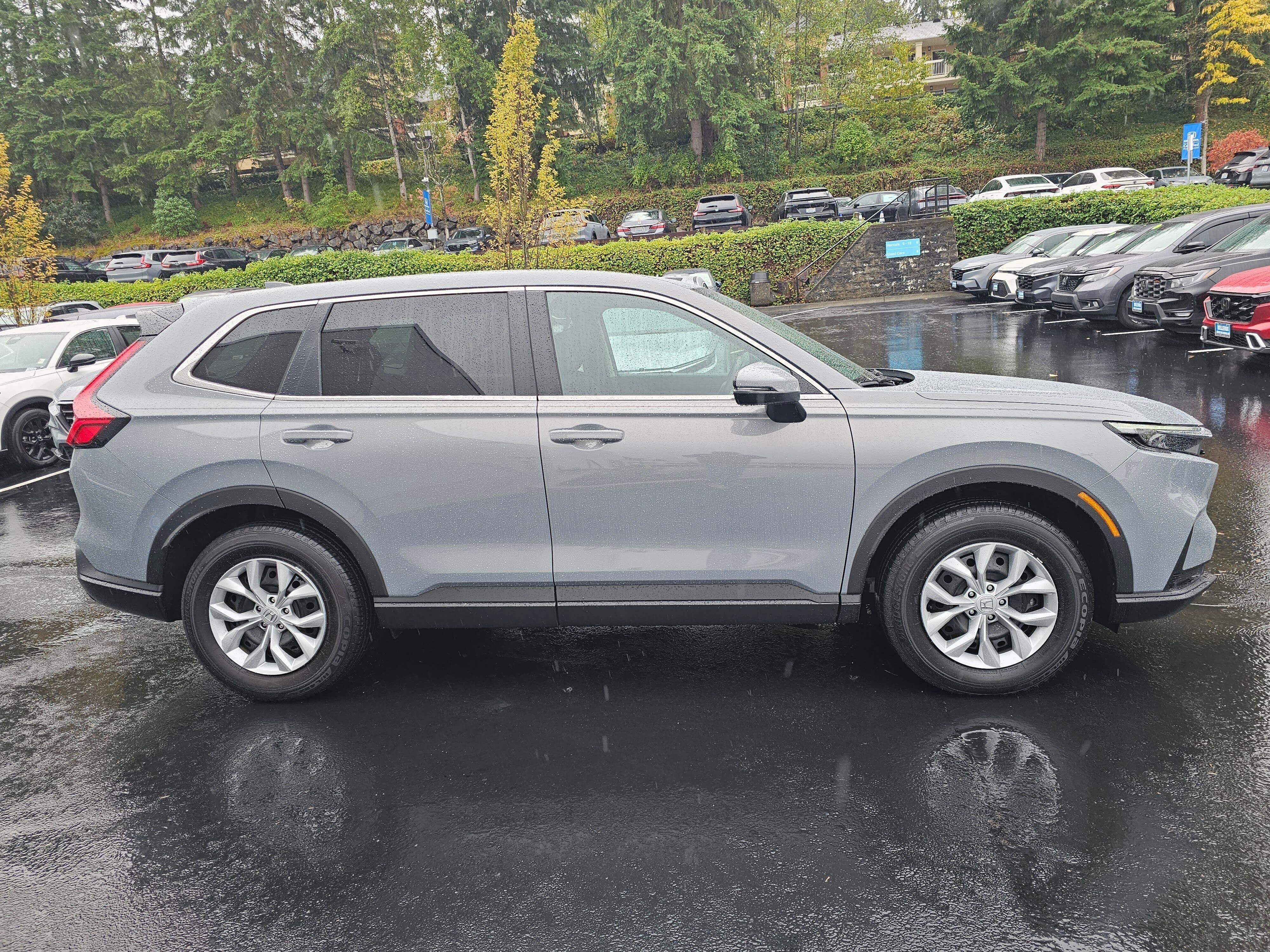 Certified 2025 Honda CR-V LX image 8