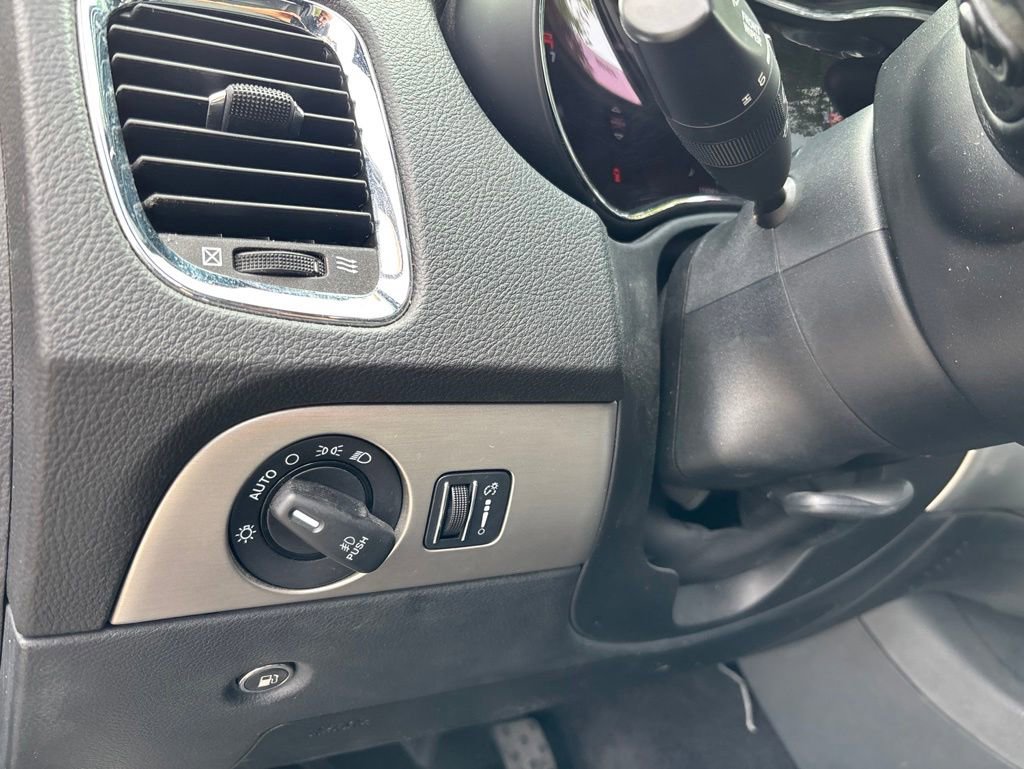 Used 2015 Dodge Durango R/T AWD/4WD image 15