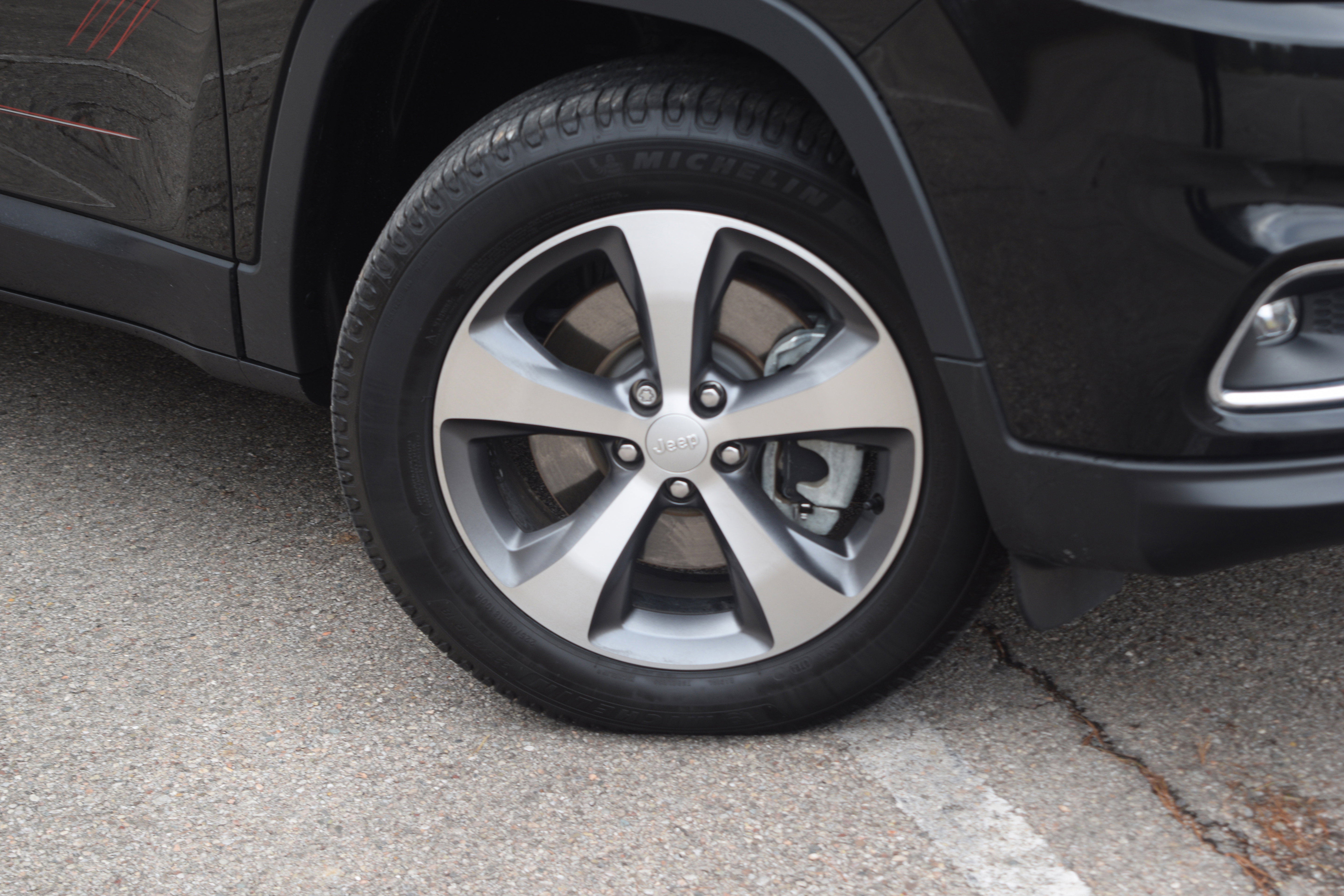 Used 2022 Jeep Cherokee Limited image 31