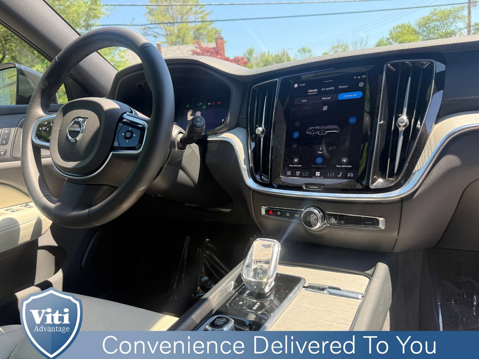 Certified 2025 Volvo V60 B5 Cross Country Ultra w/ Protection Package Premier AWD/4WD image 32