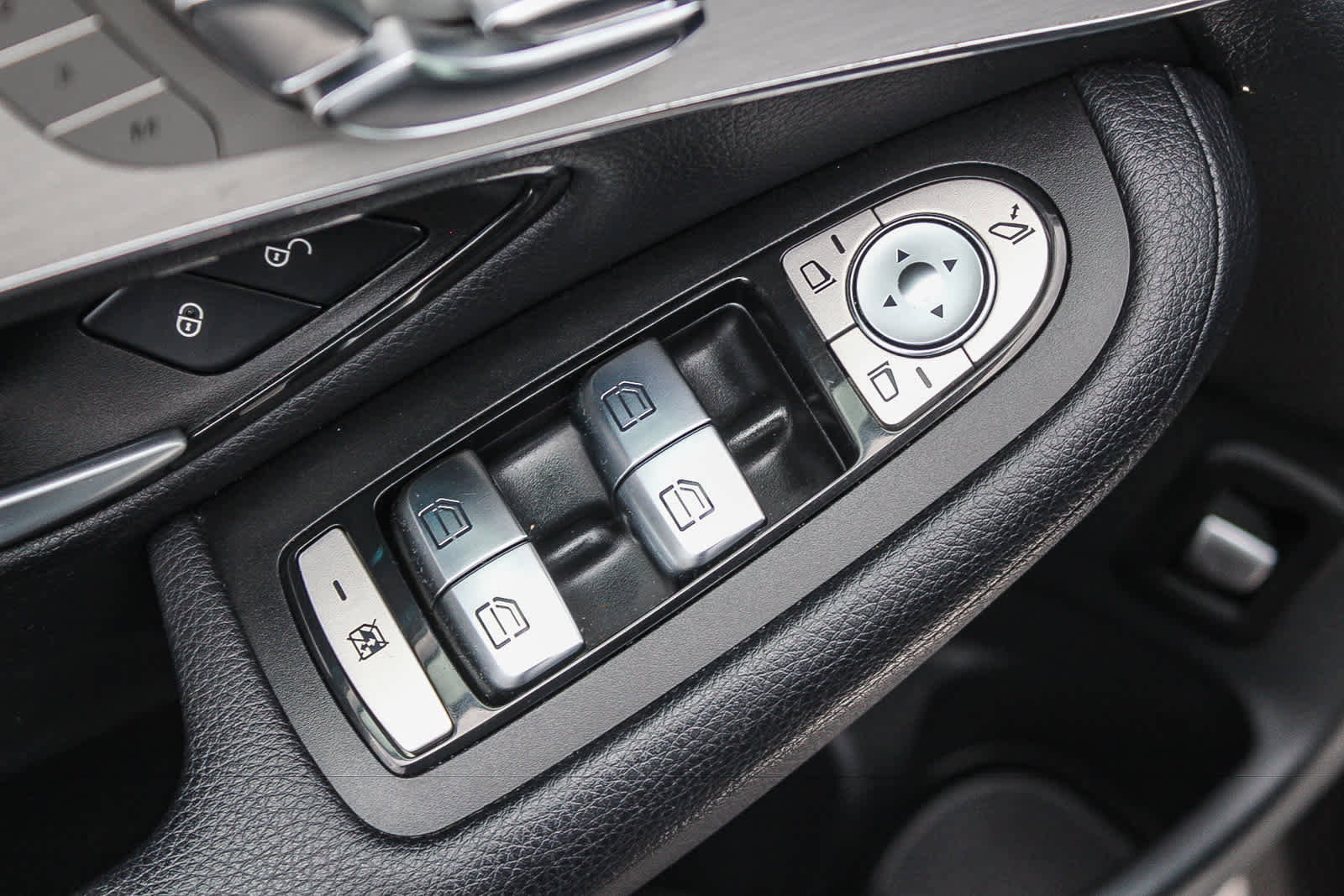 Used 2019 Mercedes-Benz GLC 300 4MATIC Coupe image 20
