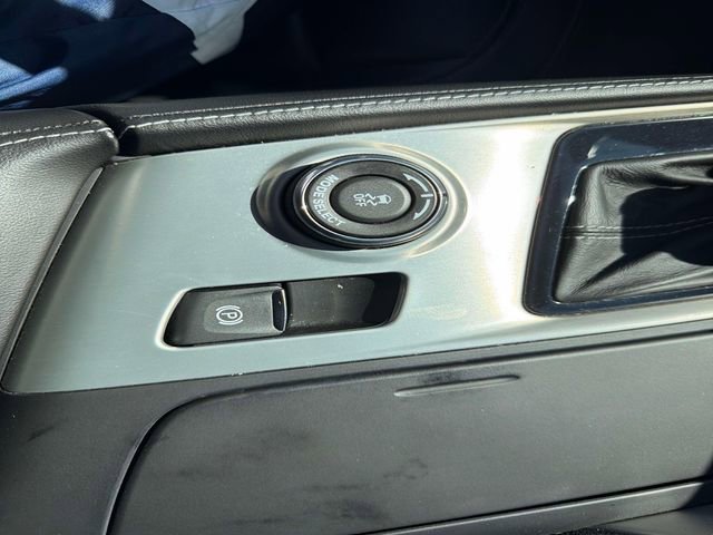 Used 2015 Chevrolet Corvette Stingray Coupe w/ 2LT Preferred Equipment Group image 27