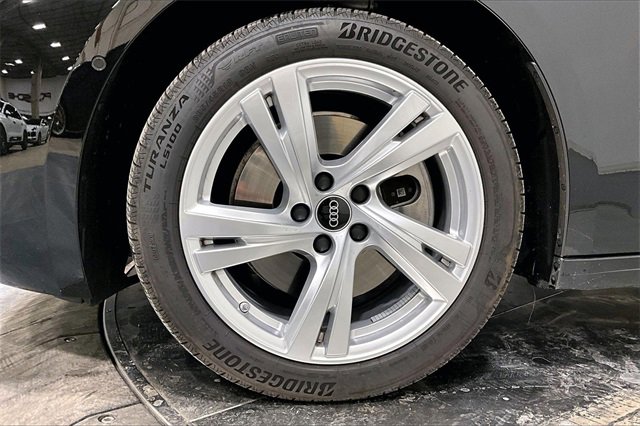 Used 2025 Audi A5 2.0T Premium w/ Convenience Package image 8